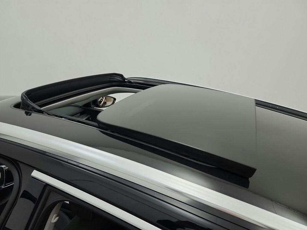 صورة مصغرة 11 لـ 2024 AUDI Q8 E-TRON PREMIUM PLUS