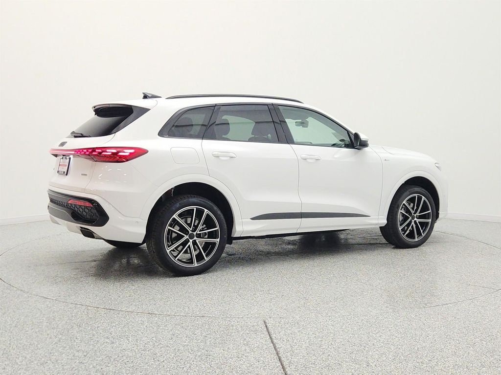 2026 AUDI Q5 PREMIUM PLUS TFSI QUATTRO S TRONIC photo 5