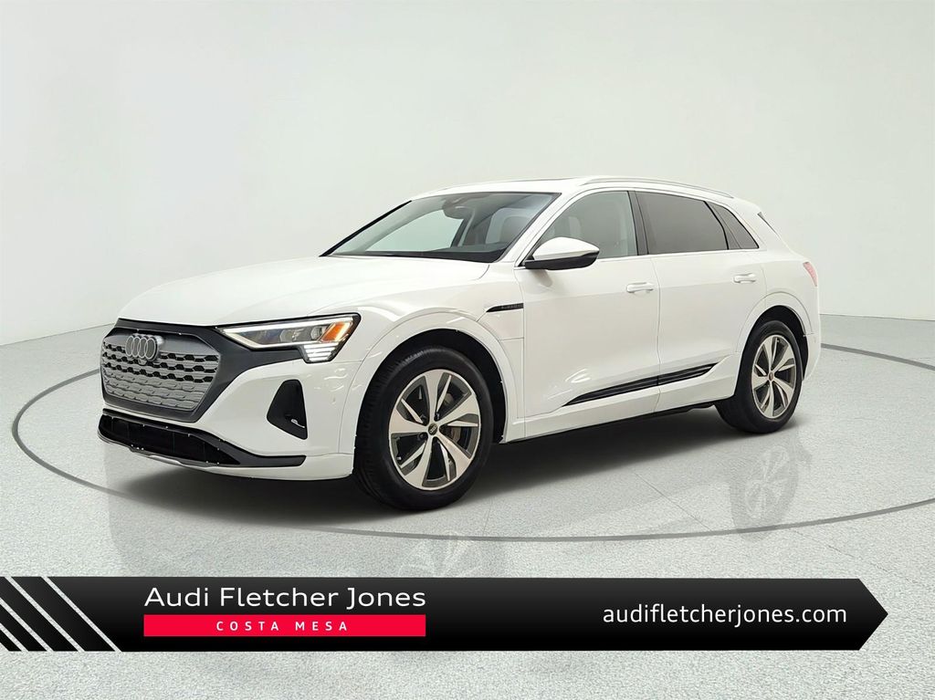 2024 Audi Q8 e-tron Premium Plus