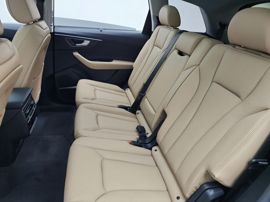 صورة مصغرة 11 لـ 2026 AUDI Q7 55 PREMIUM PLUS