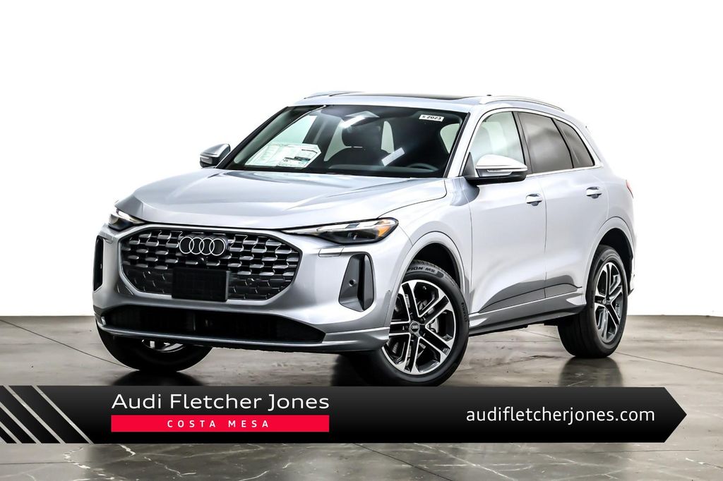 New 2025 Audi Q5 Premium TFSI quattro S tronic