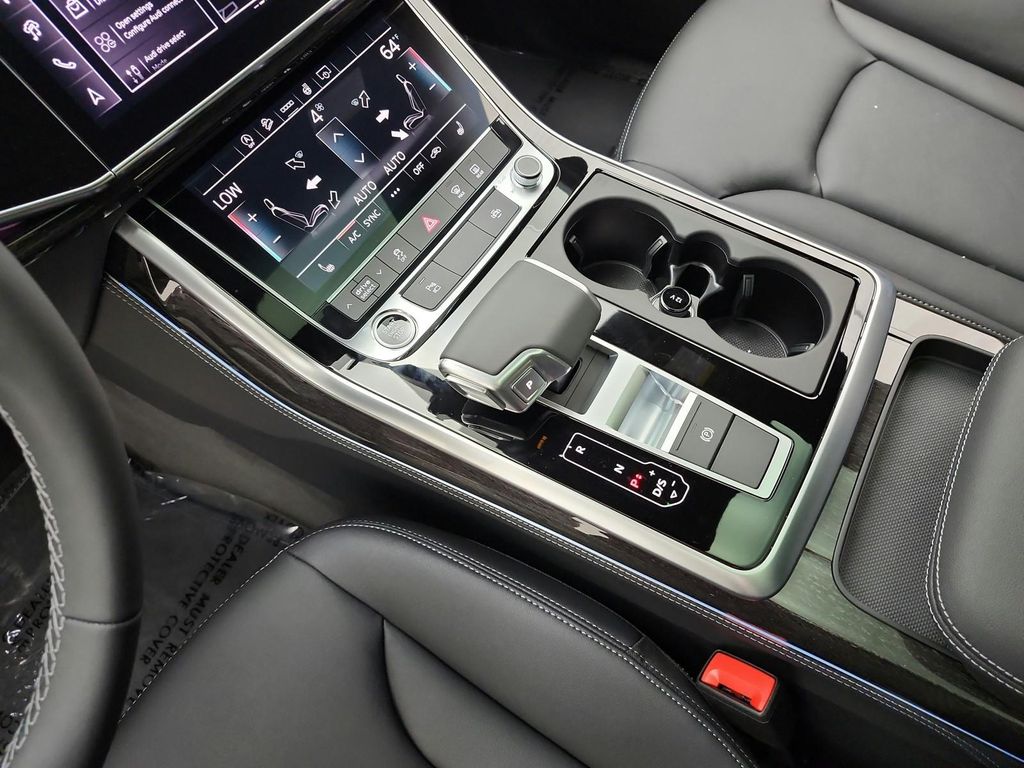 صورة 9 لـ 2026 AUDI Q7 45 PREMIUM PLUS