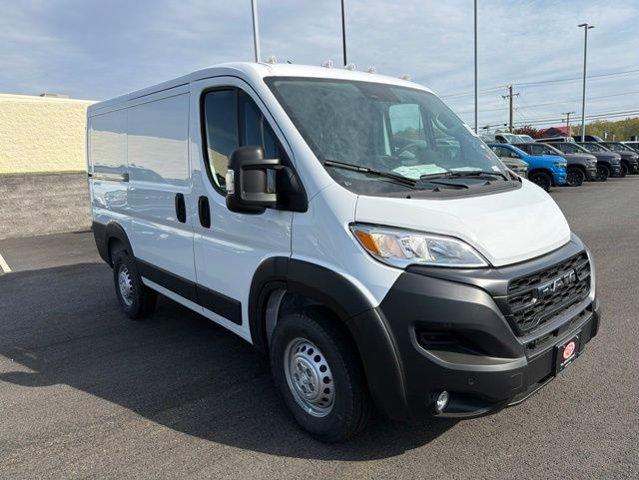New 2026 RAM ProMaster 1500 Low Roof