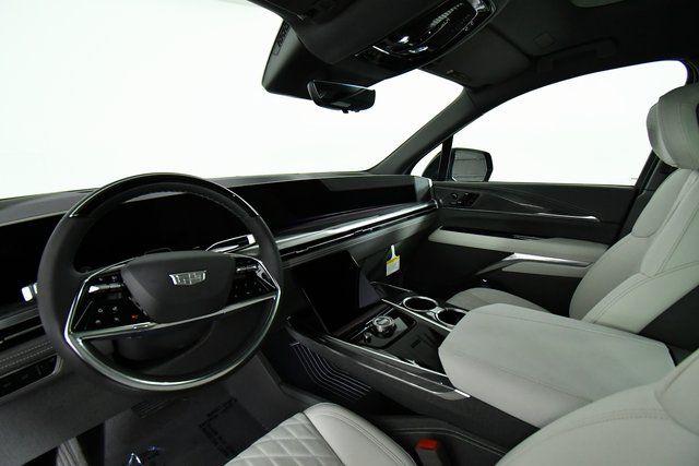 صورة 10 لـ 2025 Cadillac ESCALADE IQ SPORT 1