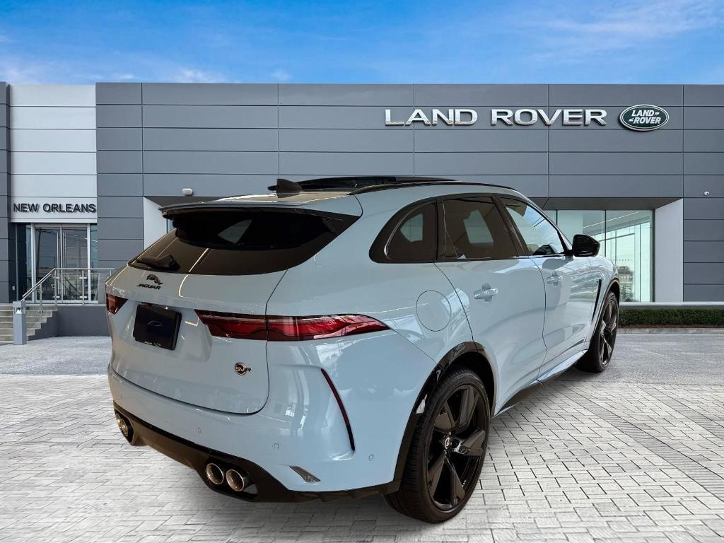 صورة 5 لـ 2026 Jaguar F-PACE SVR 575 EDITION