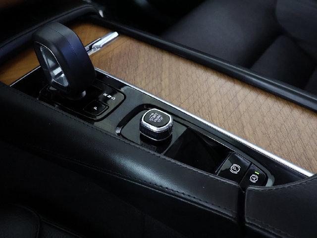 صورة مصغرة 25 لـ 2024 Volvo XC90 RECHARGE PLUG-IN HYBRID T8 PLUS 6 PASSENGER