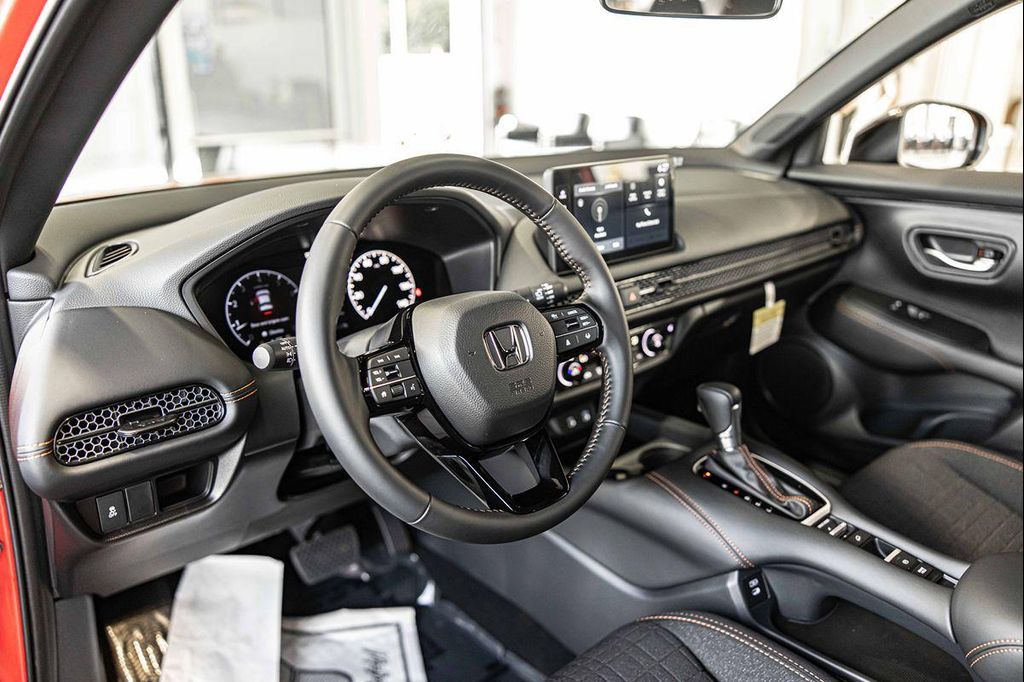 2026 Honda HR-V 2WD SPORT 缩略图 20