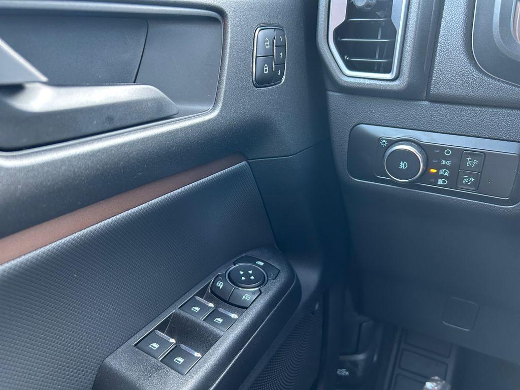 2026 FORD BRONCO SPORT OUTER BANKS 缩略图 17