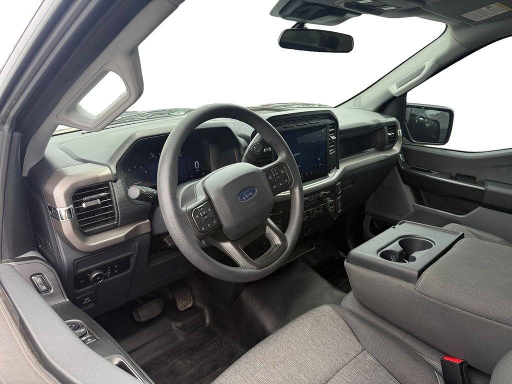 FORD F-150 XL - 6
