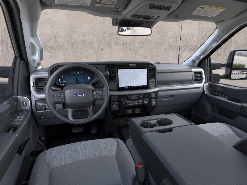 2026 FORD F-350 XLT — фото 9
