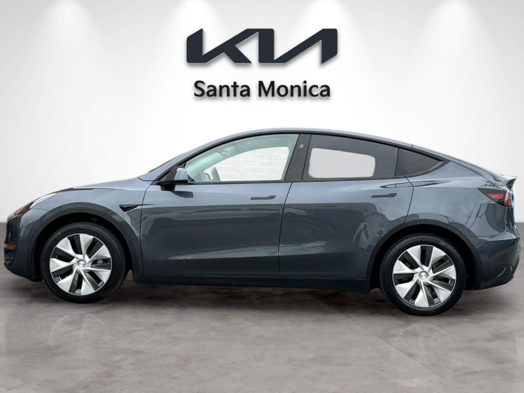 TESLA MODEL Y LONG RANGE - 3