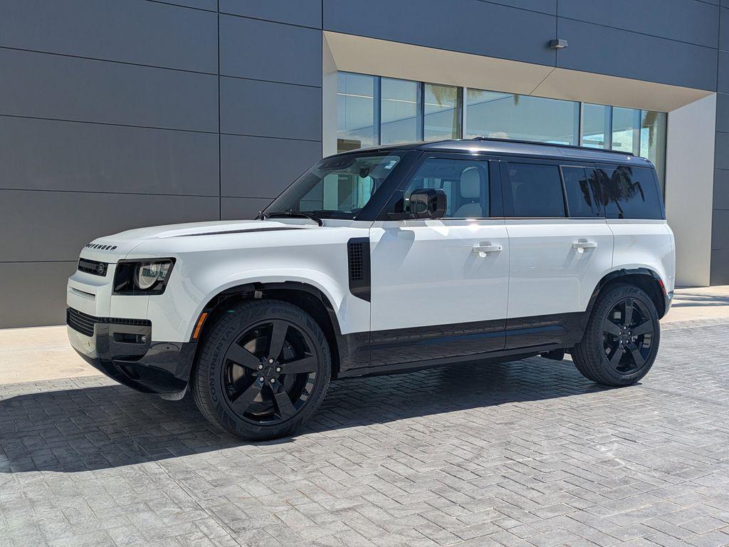 New 2026 Land Rover Defender P400 X-Dynamic SE