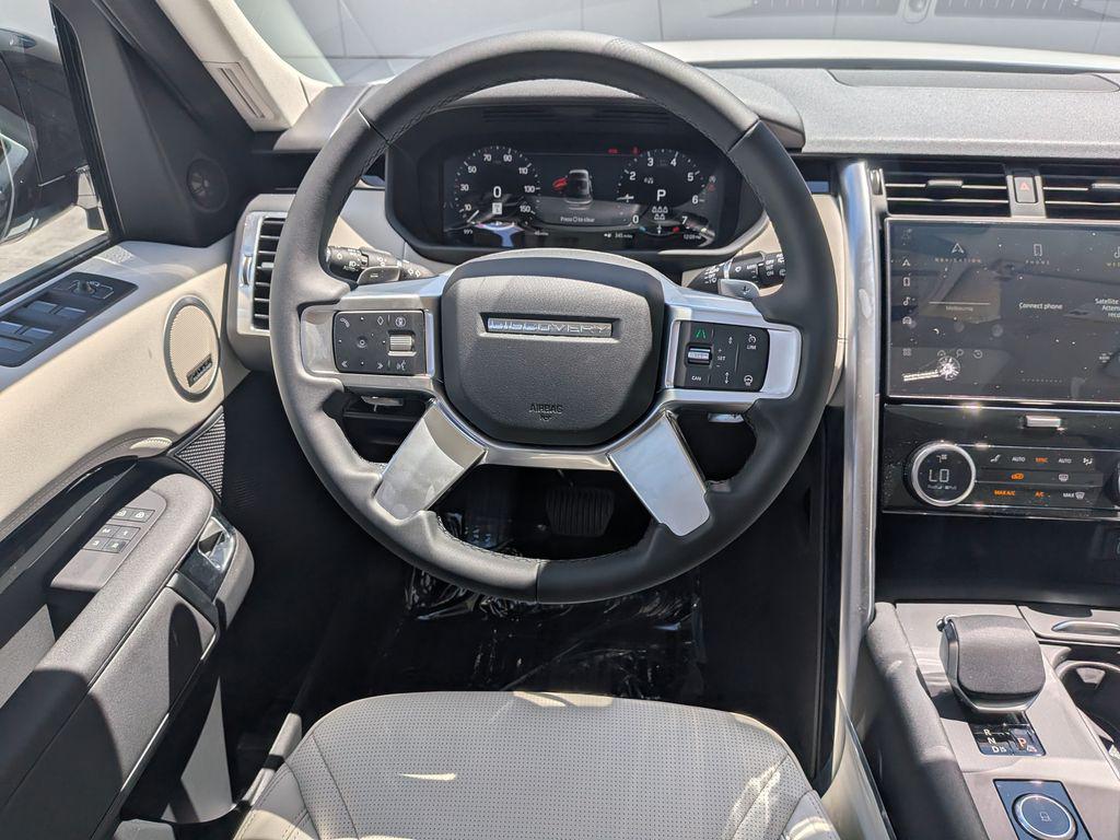 2026 LAND Rover DISCOVERY S — миниатюра 17