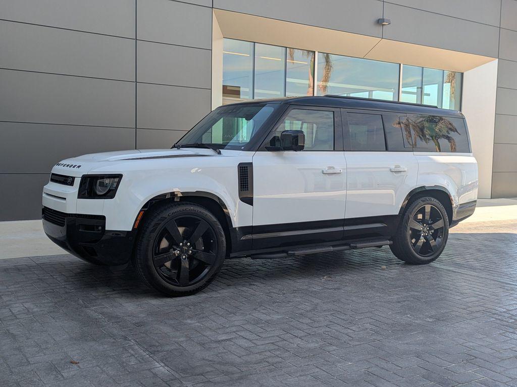 New 2026 Land Rover Defender P400 X-Dynamic SE