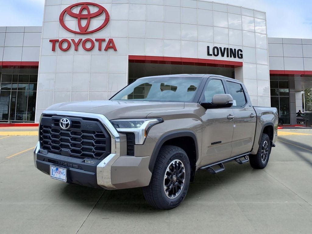 New 2026 Toyota Tundra SR5