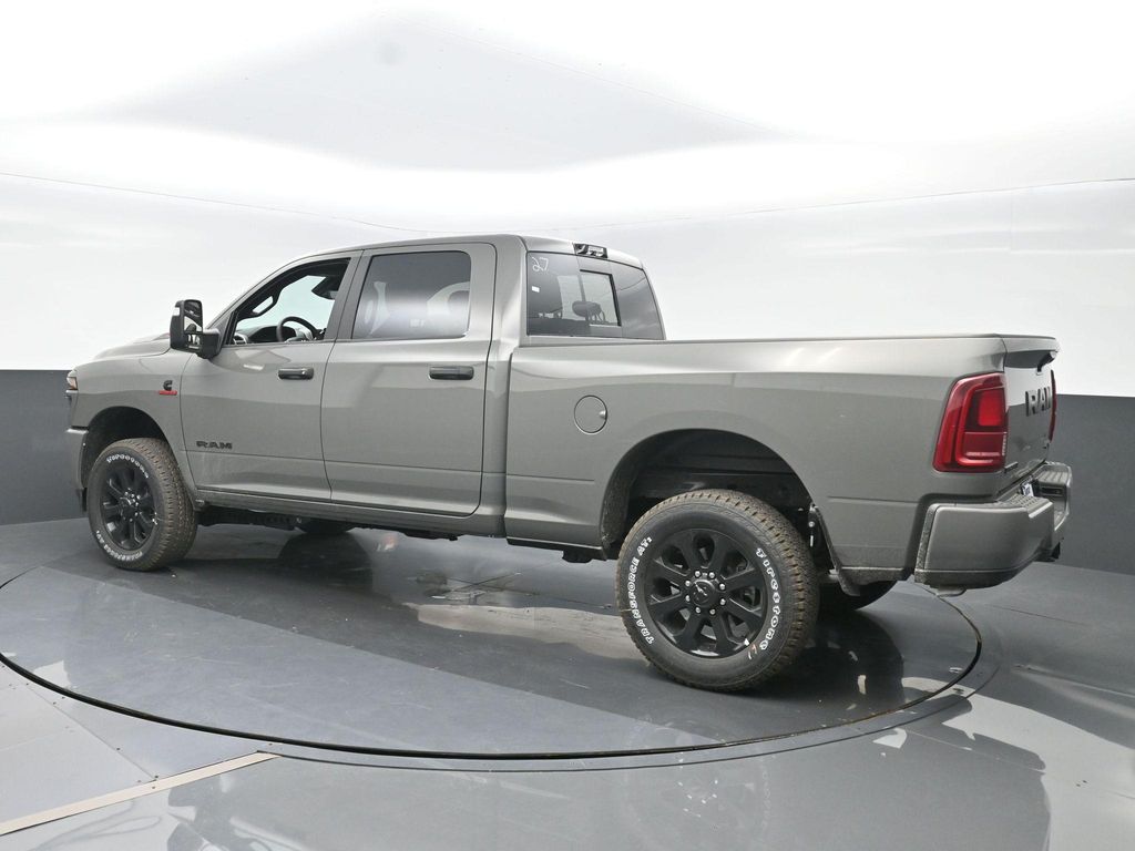 2027 RAM 2500 BIG HORN — миниатюра 19