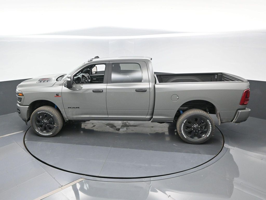 2027 RAM 2500 BIG HORN — миниатюра 11