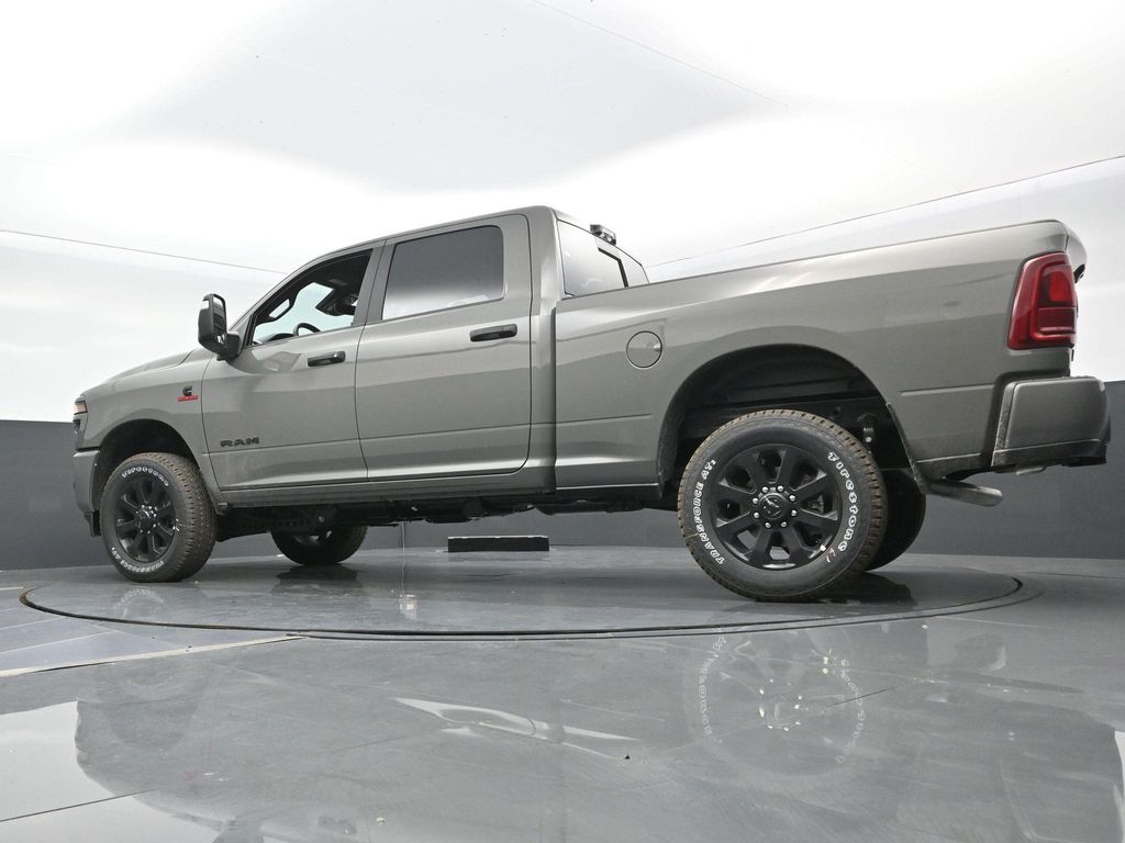 2027 RAM 2500 BIG HORN — миниатюра 30