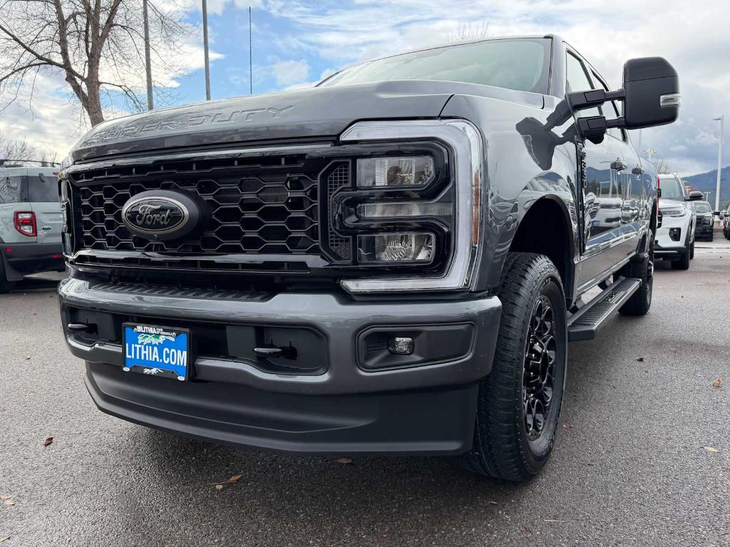 New 2026 Ford F-350 Lariat Super Duty