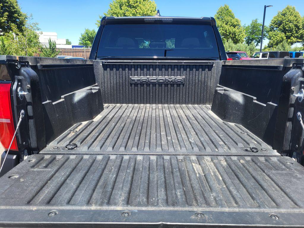 2024 Toyota TACOMA SR thumbnail 31
