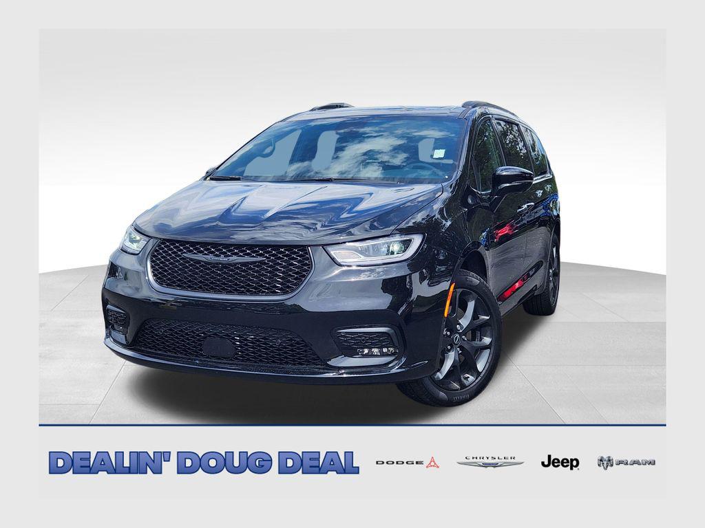 New 2026 Chrysler Pacifica Limited