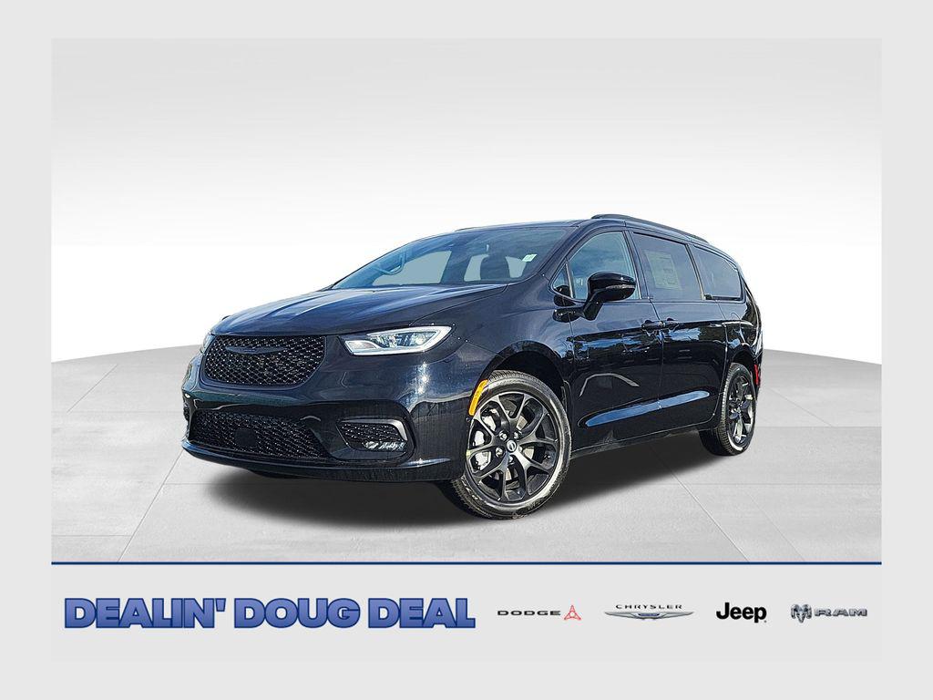New 2026 Chrysler Pacifica Limited