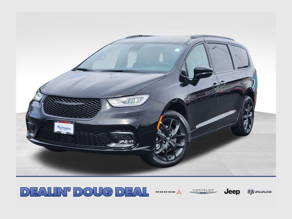 New 2026 Chrysler Pacifica L