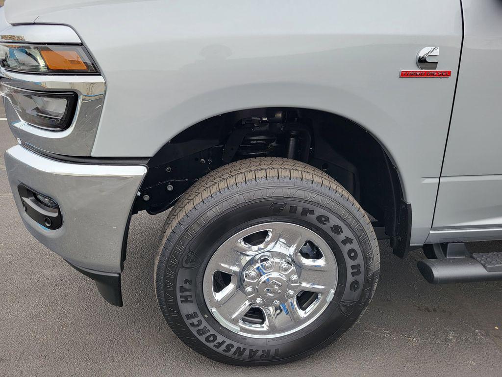 2026 RAM 3500 TRADESMAN CREW CAB 4X4 8' BOX — фото 9