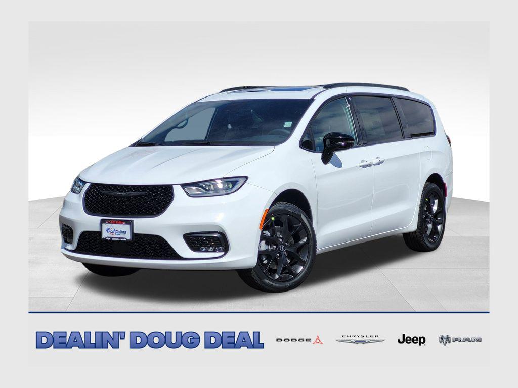 New 2026 Chrysler Pacifica Limited