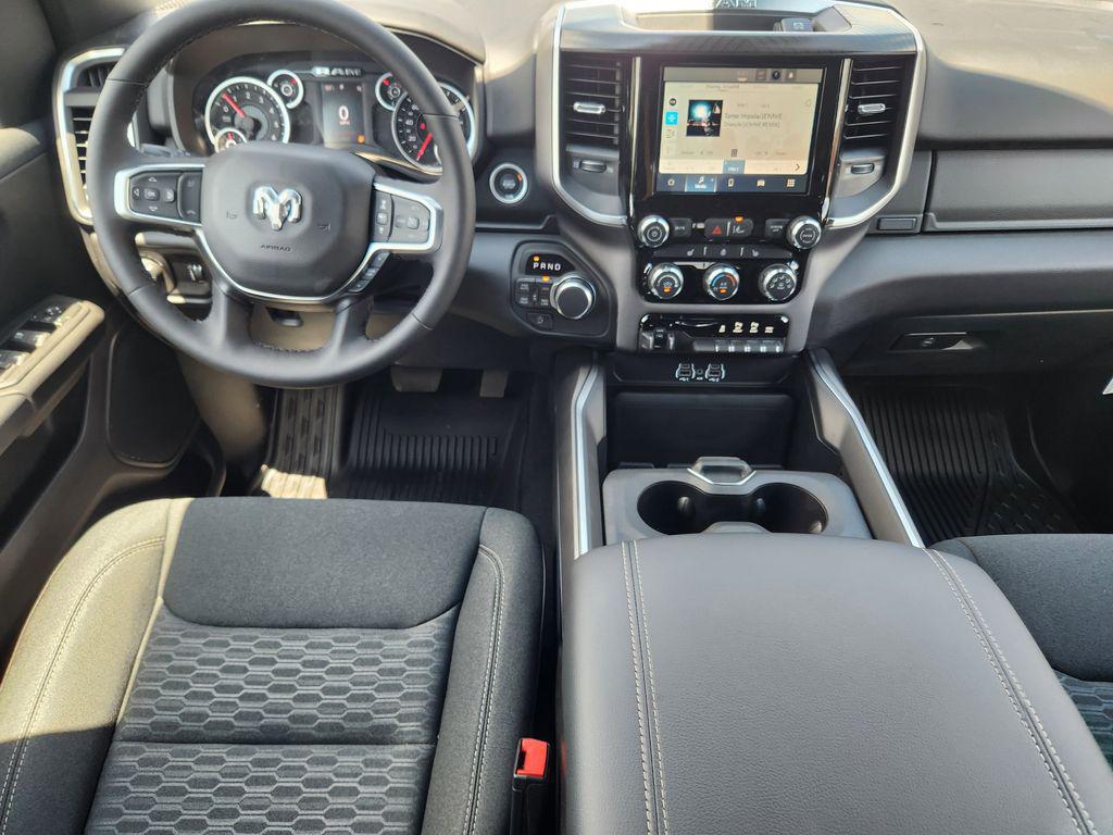 صورة مصغرة 26 لـ 2026 RAM 1500 BIG HORN/LONE STAR