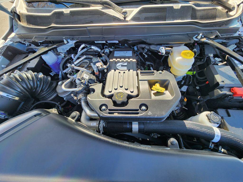 2026 RAM 3500 TRADESMAN CREW CAB 4X4 8' BOX — миниатюра 32