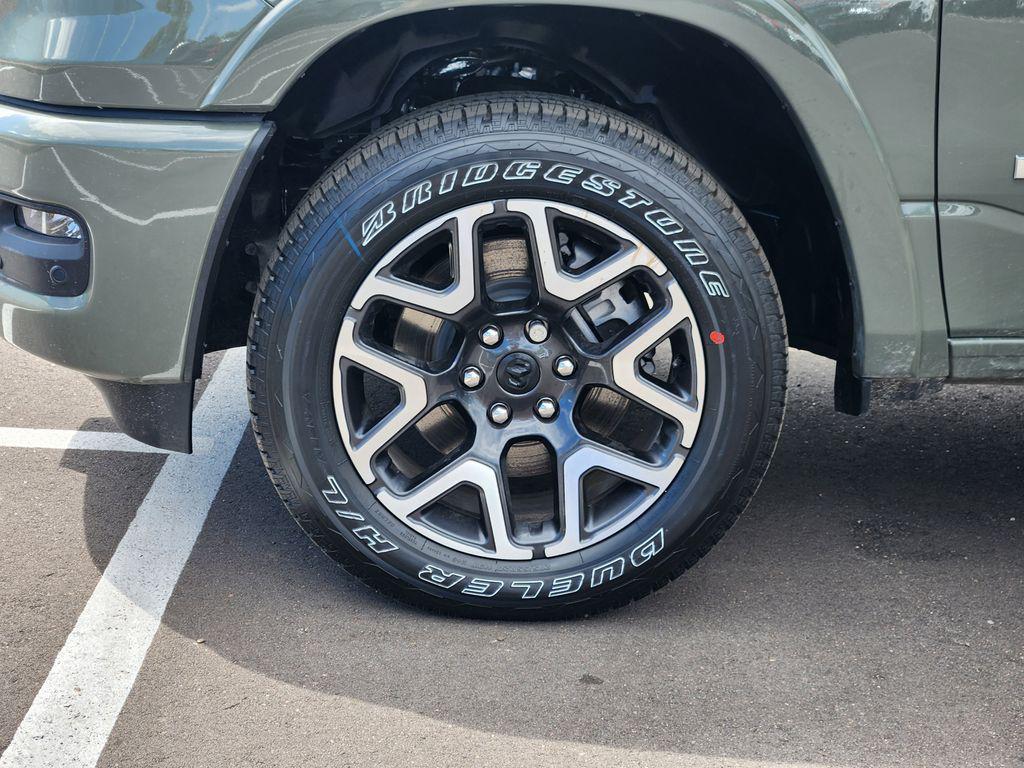 صورة 9 لـ 2026 RAM 1500 LARAMIE