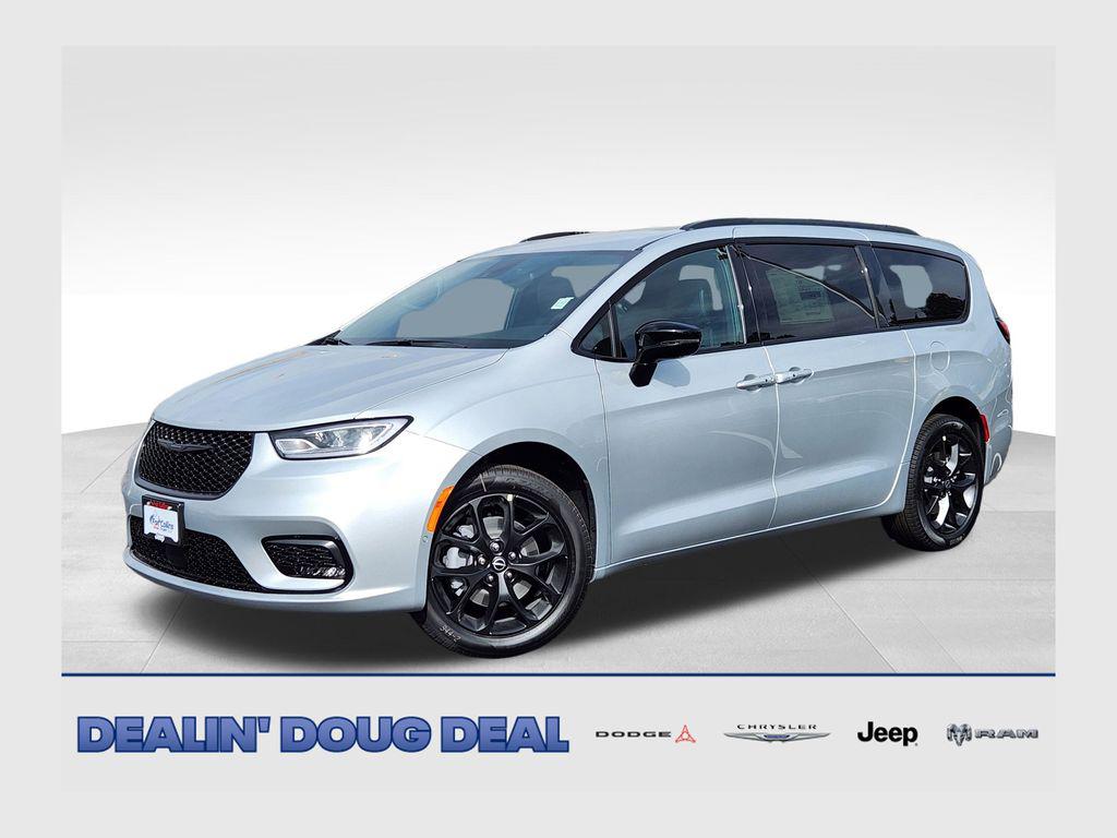 New 2026 Chrysler Pacifica L