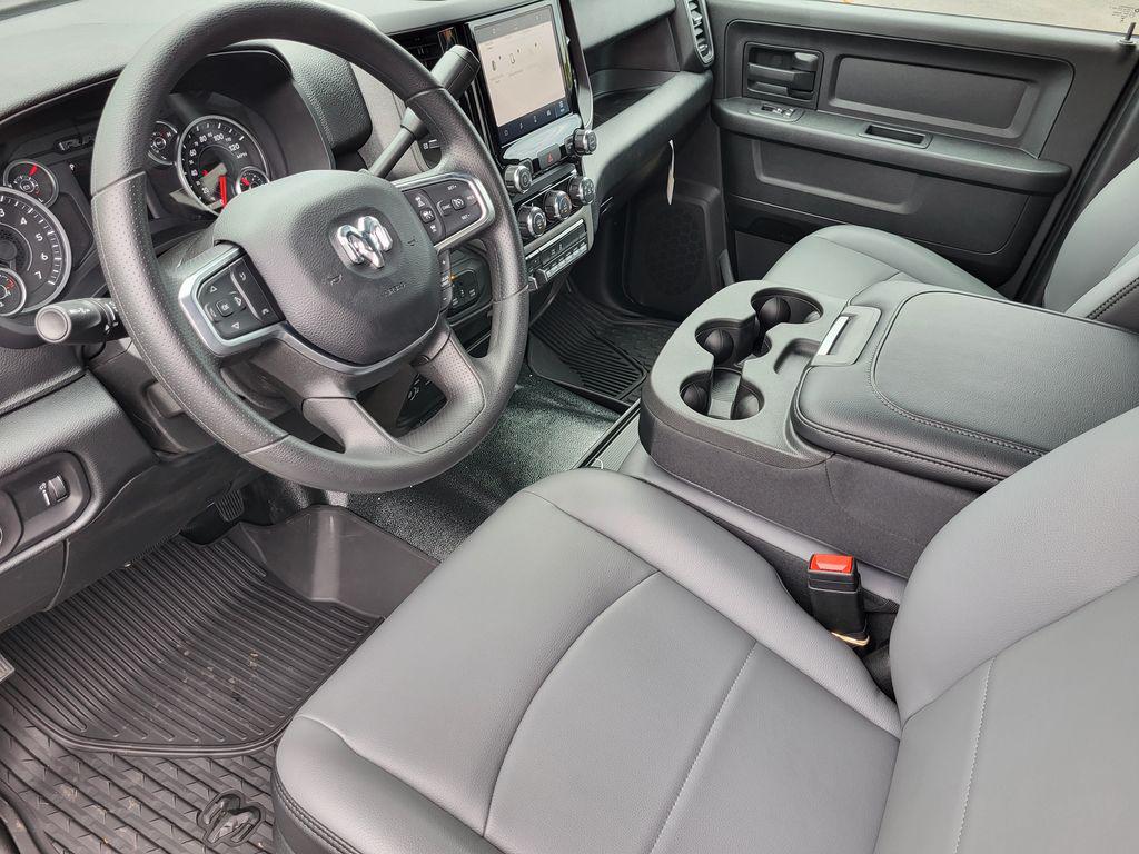 2026 RAM 3500 TRADESMAN CREW CAB 4X4 8' BOX — миниатюра 13
