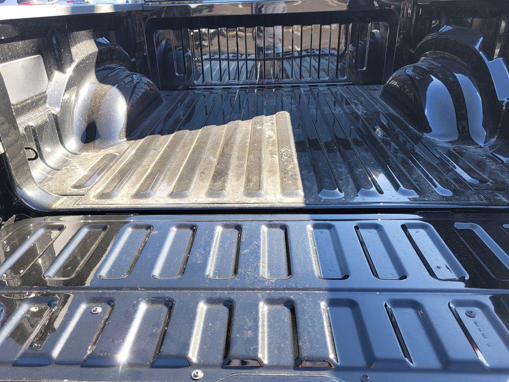 صورة مصغرة 29 لـ 2026 RAM 1500 EXPRESS