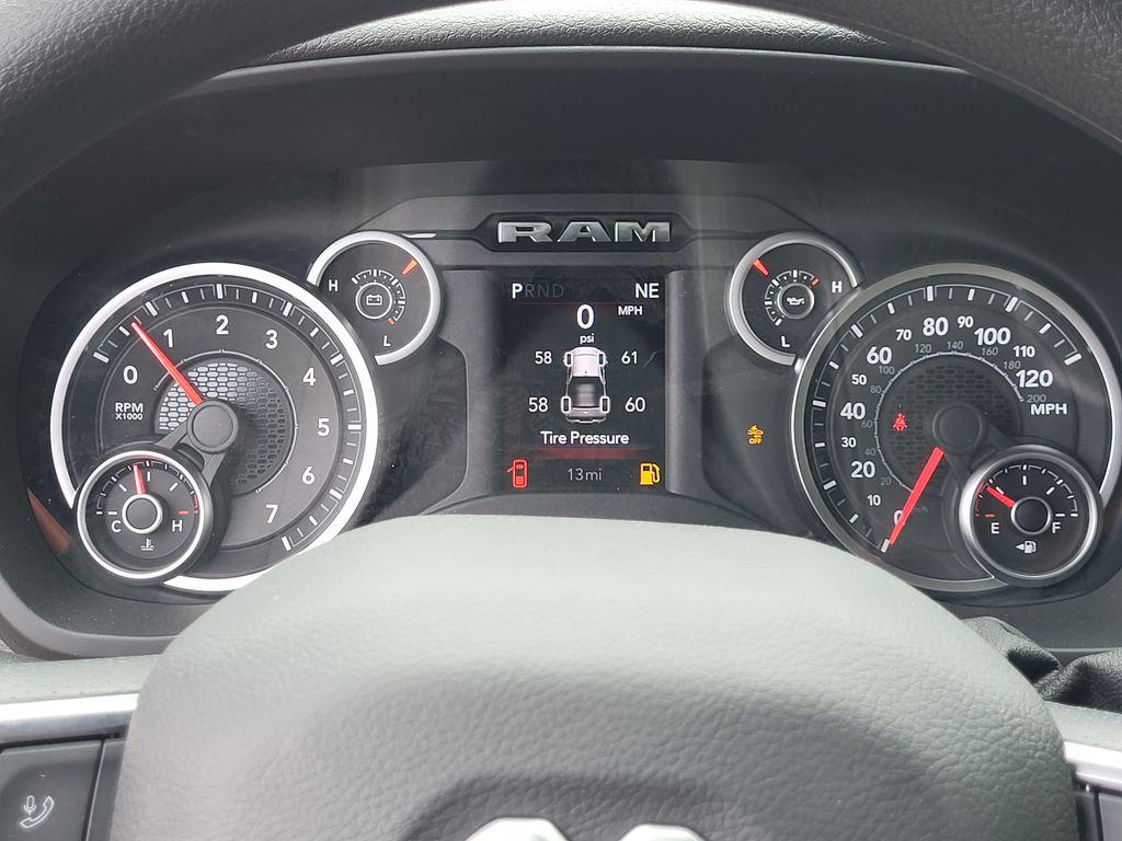 2026 RAM 2500 TRADESMAN CREW CAB 4X4 6'4' BOX — миниатюра 15