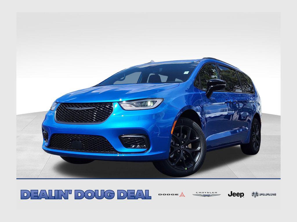 New 2026 Chrysler Pacifica Limited