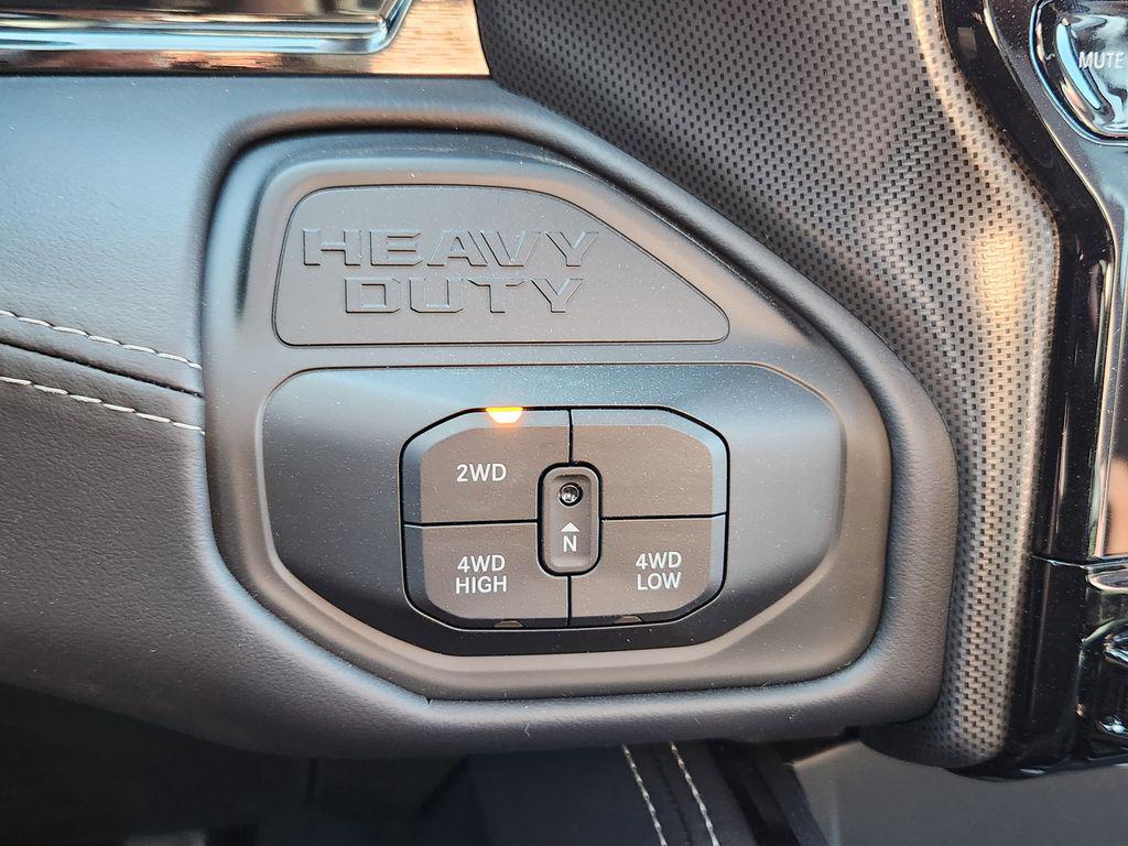 صورة مصغرة 25 لـ 2026 RAM 3500 LIMITED