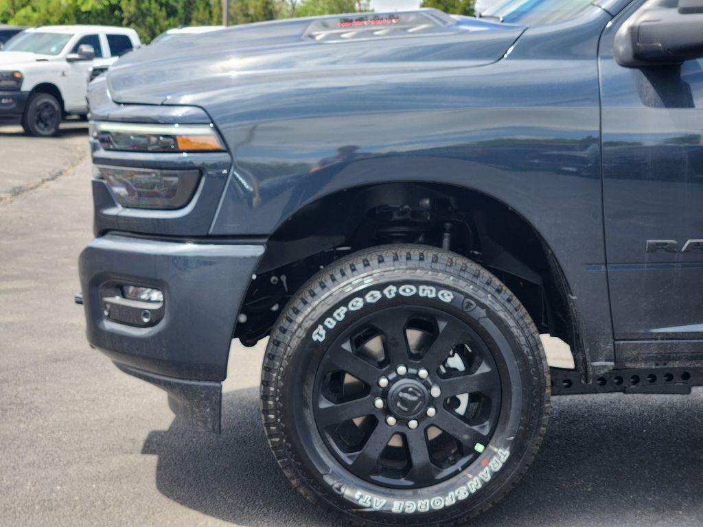 صورة 8 لـ 2026 RAM 2500 LARAMIE CREW CAB 4X4 6'4' BOX