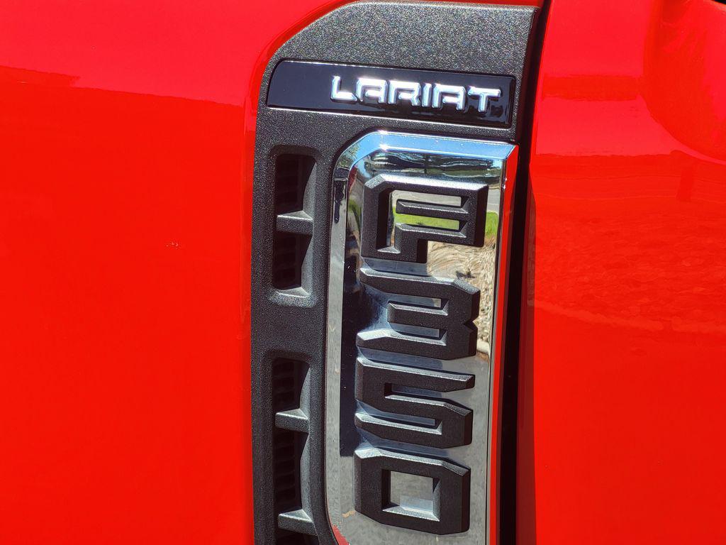 صورة مصغرة 13 لـ 2025 FORD F-350 LARIAT