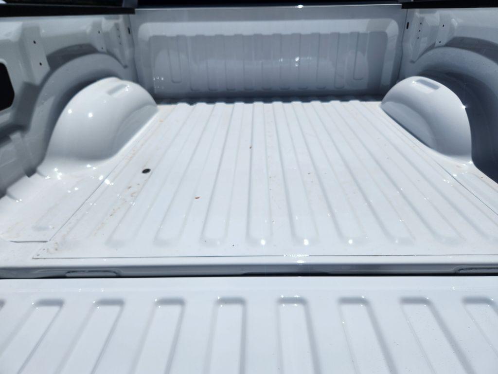 صورة مصغرة 30 لـ 2026 RAM 1500 EXPRESS