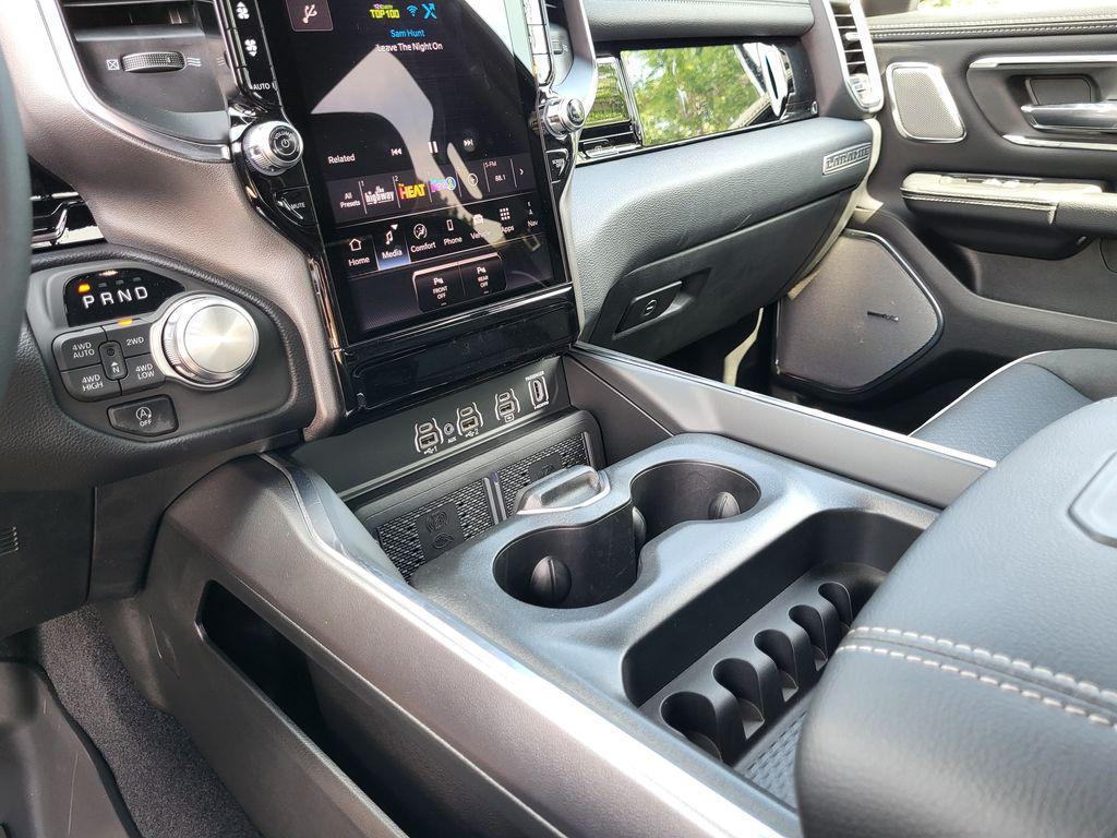 صورة مصغرة 21 لـ 2026 RAM 1500 LARAMIE