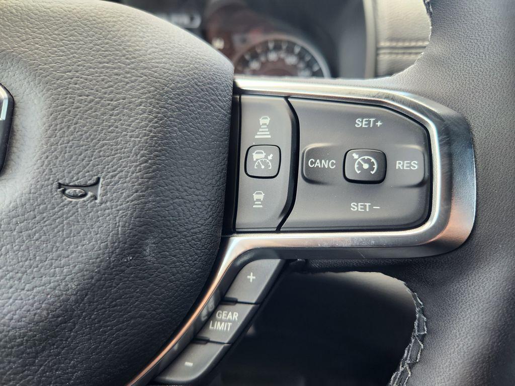 صورة مصغرة 24 لـ 2026 RAM 1500 LARAMIE