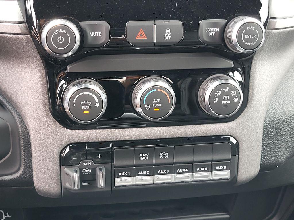 2026 RAM 2500 TRADESMAN CREW CAB 4X4 8' BOX 缩略图 20