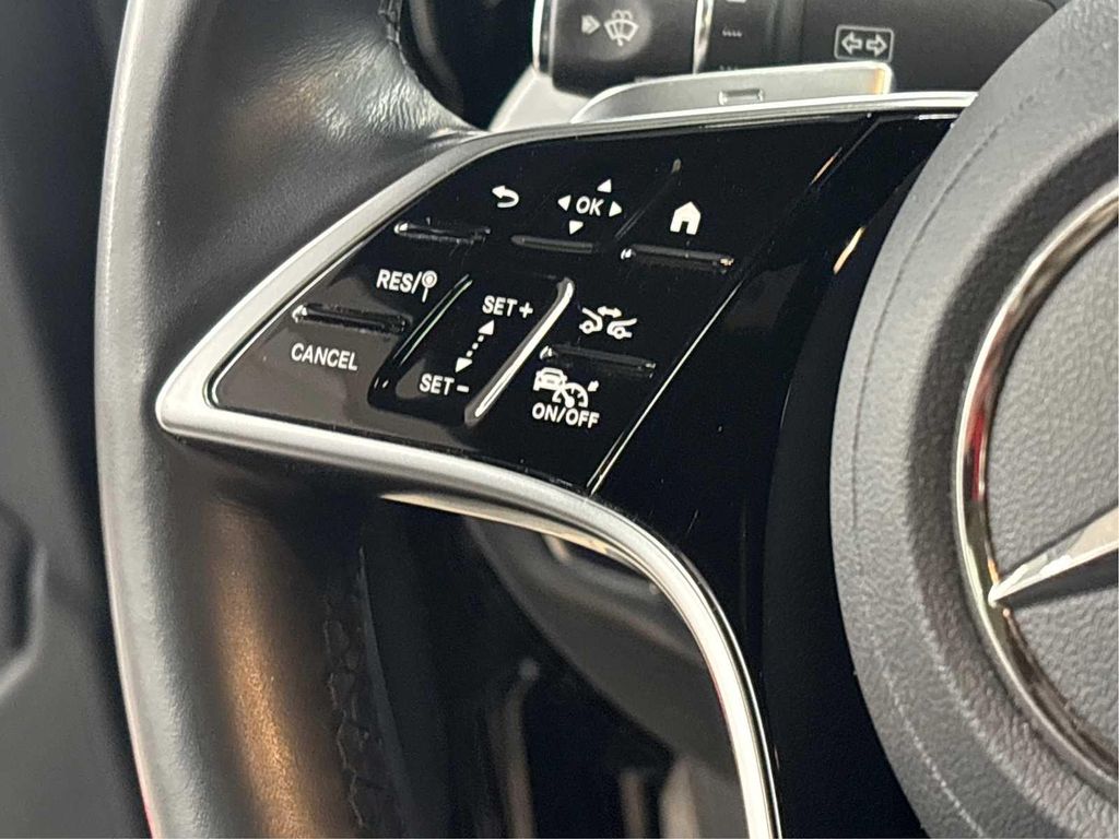 صورة مصغرة 31 لـ 2021 Mercedes-BENZ E-CLASS