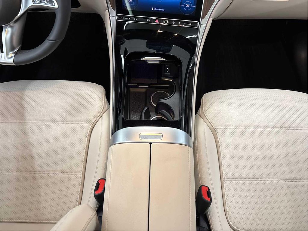 صورة مصغرة 23 لـ 2026 Mercedes-BENZ GLC