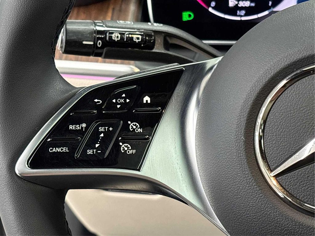 صورة مصغرة 32 لـ 2026 Mercedes-BENZ GLC