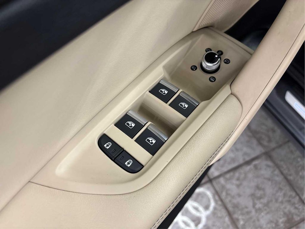 صورة مصغرة 36 لـ 2022 AUDI Q5 45 S LINE PREMIUM PLUS