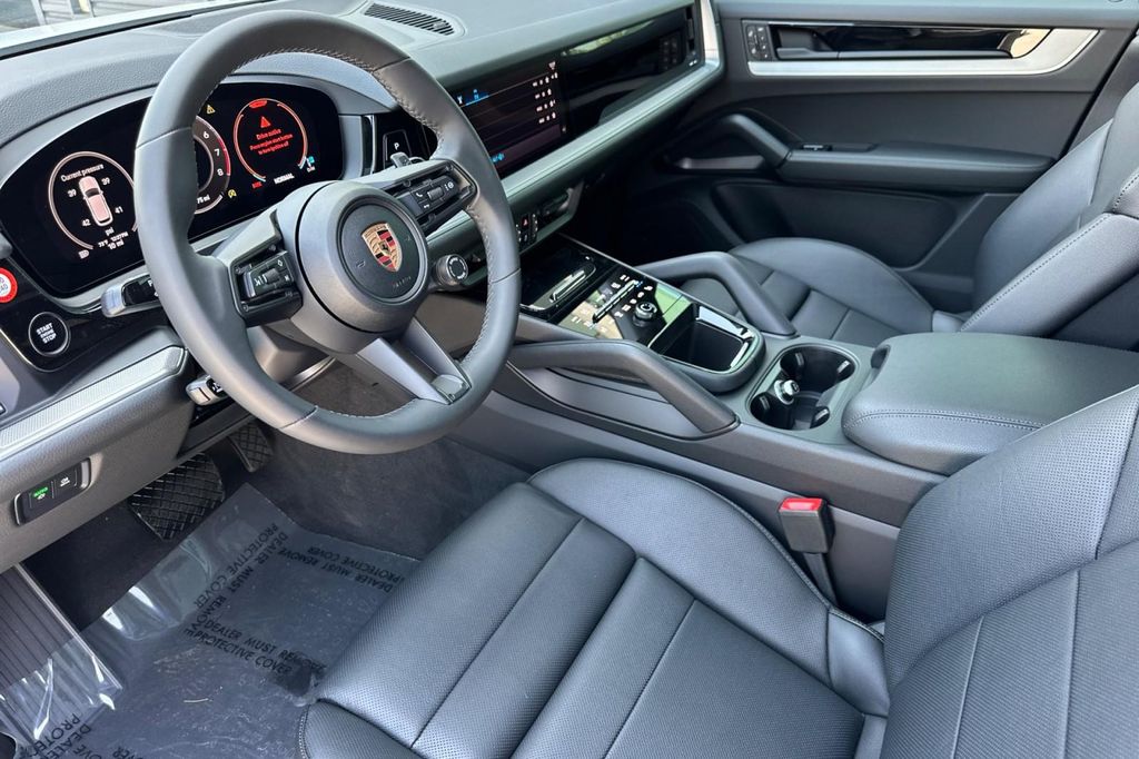 PORSCHE CAYENNE - 4