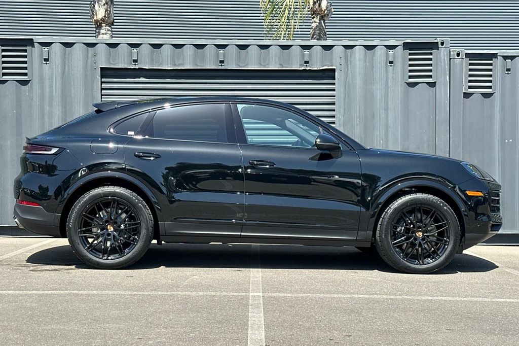 PORSCHE CAYENNE - 9